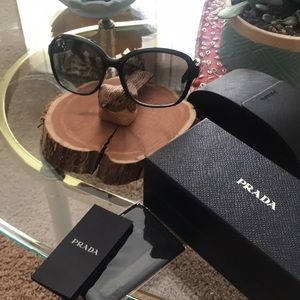 Prada sunglasses 🕶 sexy elegant classy Beautiful